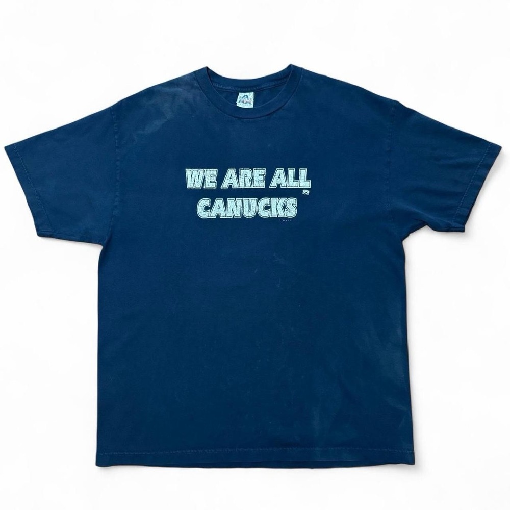 Vintage Y2K Vancouver Canucks NHL Hockey Faded Black Navy Distressed T-shirt